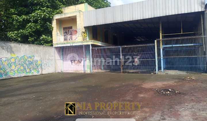 For Sale: Former Workshop and Office on Raya Ciangsana, Gunung Putri, Bogor, Near Cibubur Tourist City For Sale: Former Workshop and Office on Raya Ciangsana, Gunung Putri, Bogor, Near Cibubur Tourist City
