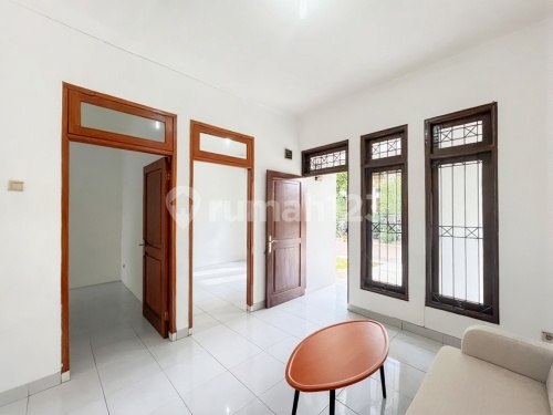 For Sale Ready-to-occupy Hook House in Cimanggis Radar Auri Orchid Garden Residence 2