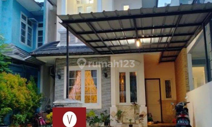 Dijual Cepat Rumah 2 Lantai Semi Furnished di Kota Wisata Cibubur 1