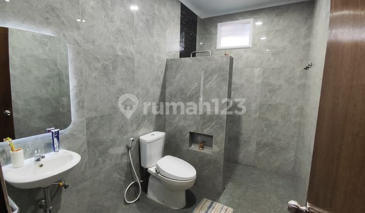 Dijual Rumah Siap Huni Di Raffles Hills Cimanggis Depok 2