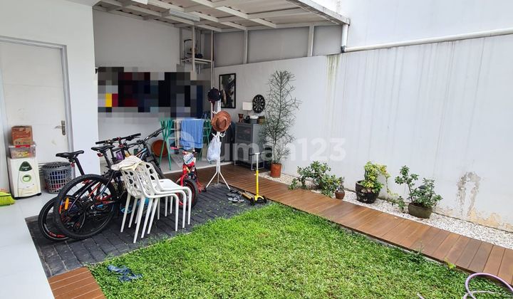 Dijual Rumah 2 Lantai Siap Huni di Legenda Wisata 2