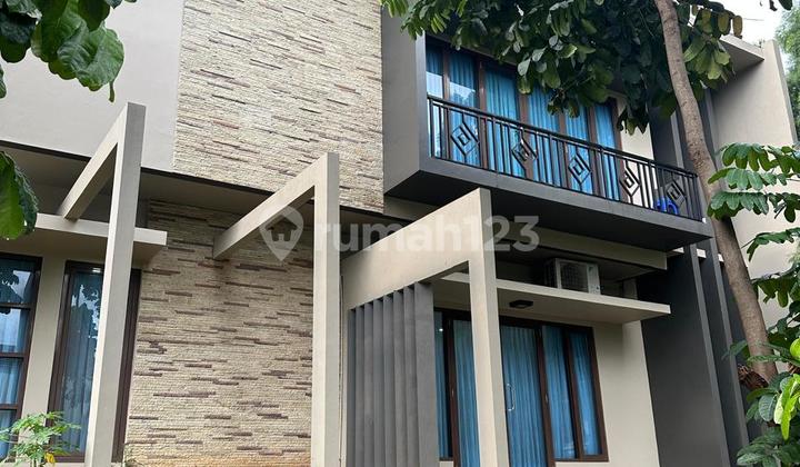 For Sale 2-Story Furnished Corner House in Citragran Cibubur, Move-In Ready 2