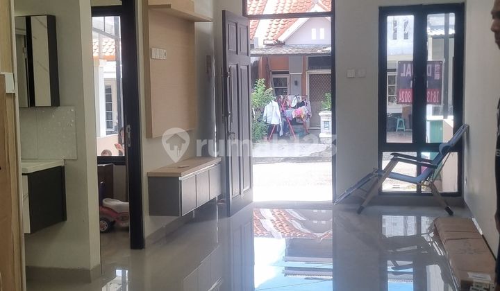 Quick Sale Newly Renovated Semi-Furnished House. Cibubur Tourist City. 2
