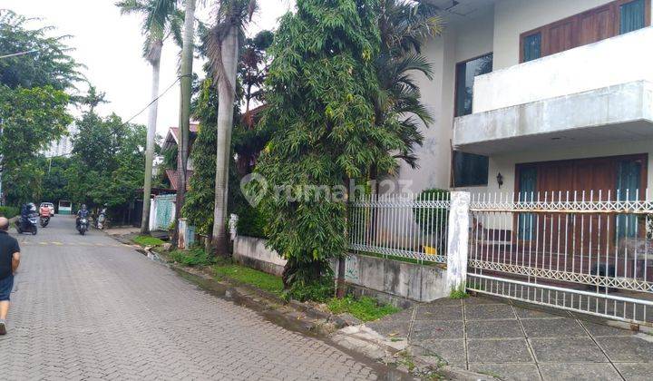 Rumah 2 Lantai Di Taman Kedoya Permai  2