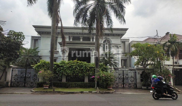 Pondok Indah - Rumah Mewah 2 Lantai