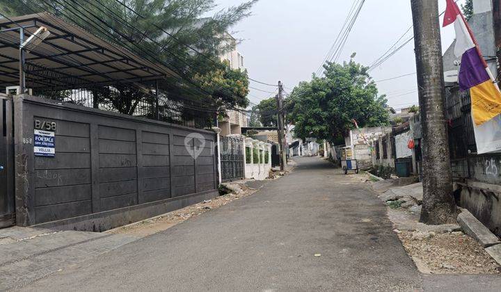 Rumah SHM  di Jl. Duta Buntu, Duri Kepa  2