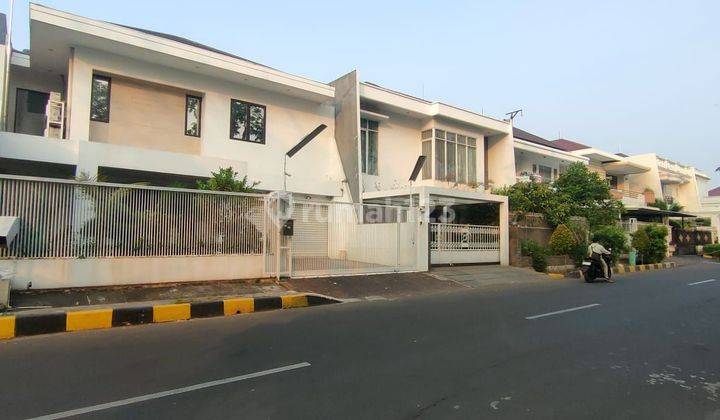 Rumah Cantik Kebon Jeruk Intercon  2