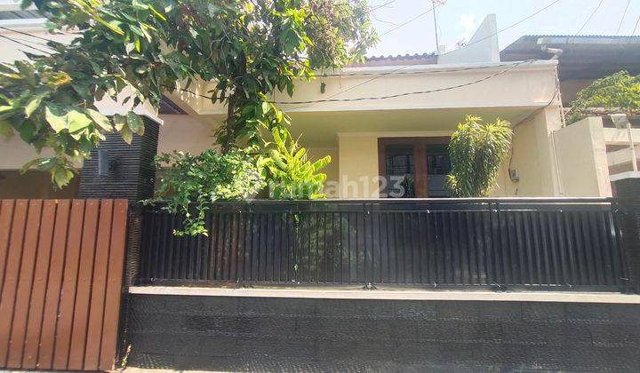 Rumah Siap Huni 2 Lt Di Jl. Dr Semeru  1