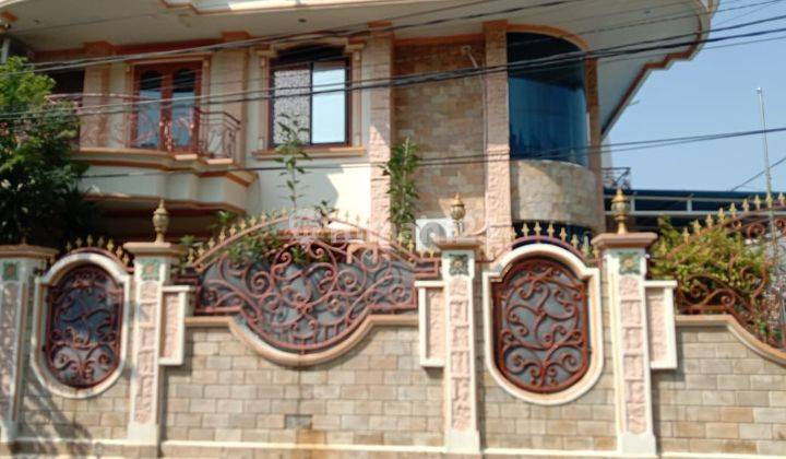 Rumah Cantik Hook 2 Lantai Di Taman Kencana  1