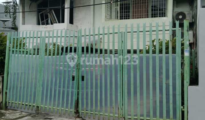 Kedoya - Cash Only Two-Story House Cosmos Garden 2