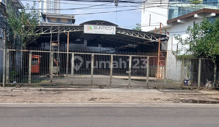 Pesanggrahan - Commercial Warehouse on Main Road in Deplu Raya