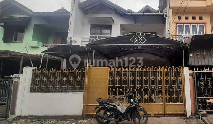Rumah 2 Lantai Di Villa Tomang Indah Duri Kepa