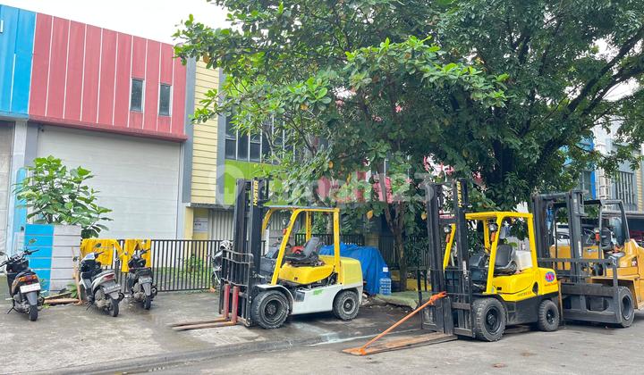BSD - Gudang 1 Lantai 540 M² di Taman Tekno BSD