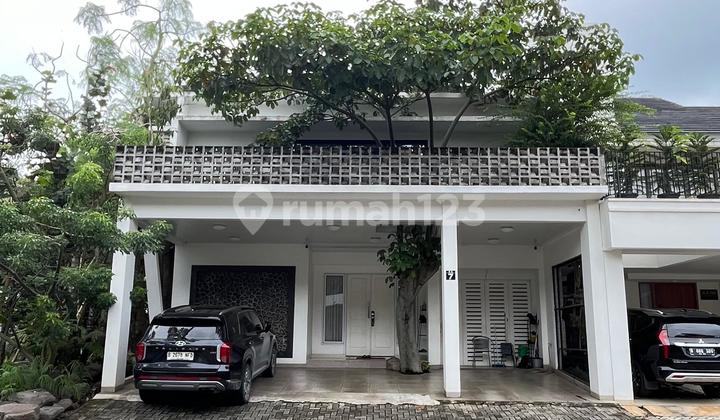 BSD - Cash Only Nice House Hook 2 Floors 247 M² in BSD City 2