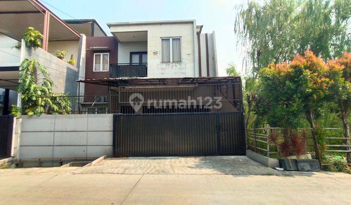 Rumah 2 Lantai Kompleks Kavling Hankam  1