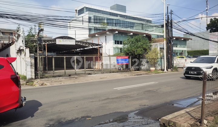 Pesanggrahan - Gudang Komersil Depan Jalan di Deplu Raya
