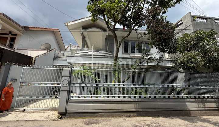 Regol - Rumah 2 Lantai 280 M² di Regol Bandung 2