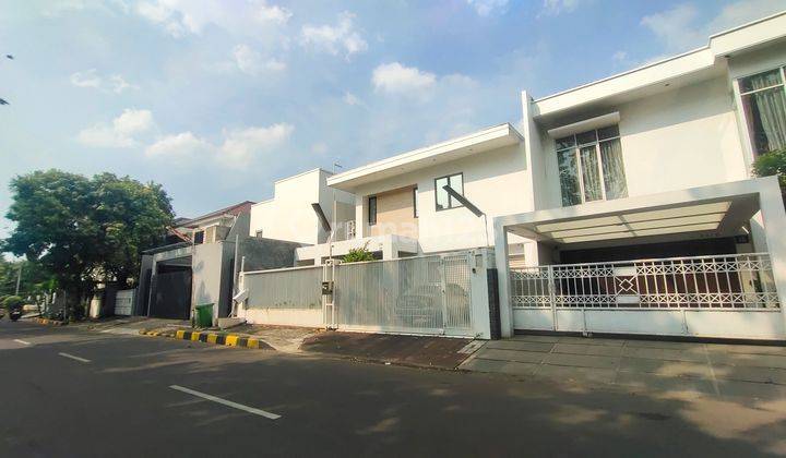 Rumah 2 Lt Taman Kebon Jeruk Intercon 1
