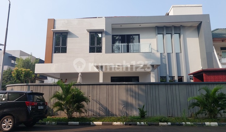 Rumah Cantik 2lt Mewah Permata Buana  2