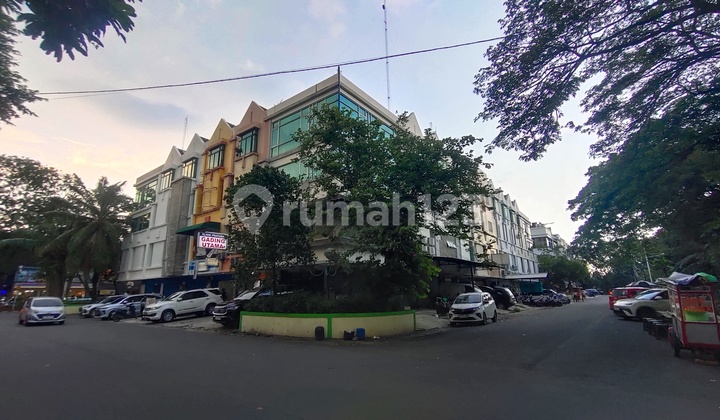 Kelapa Gading - Ruko Hook Strategis 4 Lantai di Kelapa Gading Boulevard
