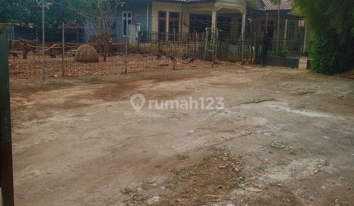 Rumah dengan tanah 2000m cocok untuk  town house lokasi strategis 2