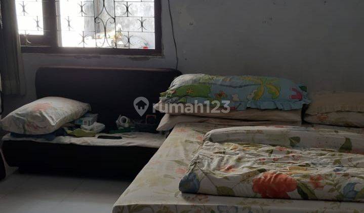 Rumah 2 Lantai Bagus SHM Di Petukangan Jakarta Selatan 2