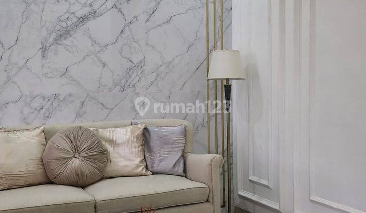 Rumah Siap Huni Raffles Hills Cibubur 