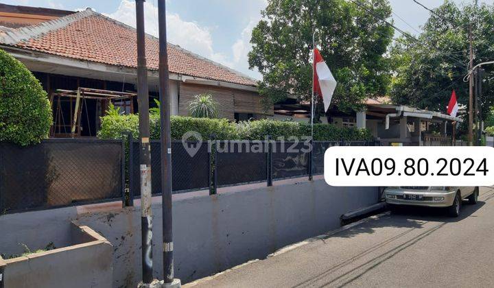 Rumah 2 Lantai Bagus SHM Di Petukangan Jakarta Selatan 1