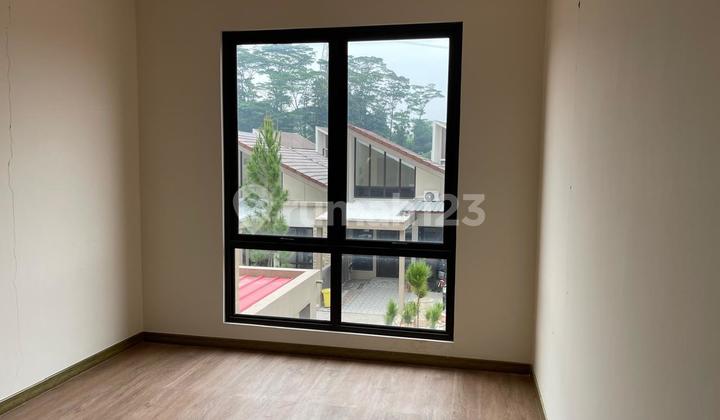 For Sale Ready-to-Occupy House in Podomoro Golf View Housing, Cimanggis 2