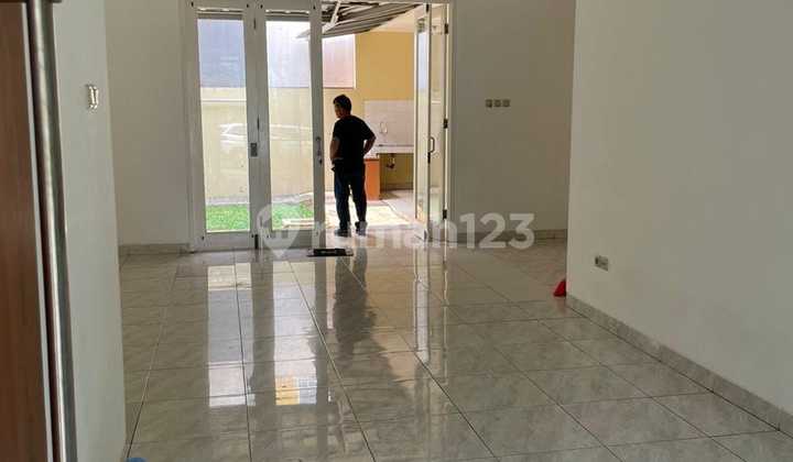 Di Jual & di Sewakan Rumah Depan Taman Rapih Siap Huni di Citra Gran Cibubur 2