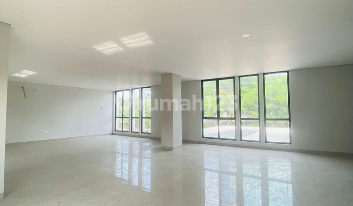 For Sale Commercial Shophouse Fav Linked 3 Floors (New Never Used) in Kota Wisata 2