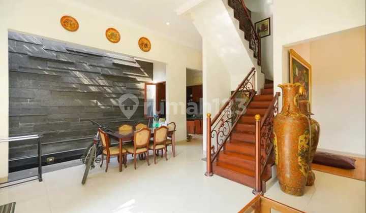 Dijual Hunian Classic Modern di Grand Cibubur Country 2