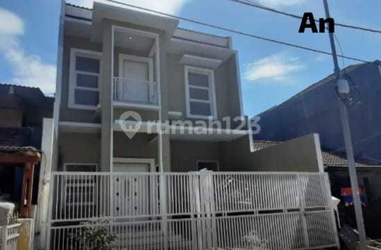 For Sale Ready-to-Occupy House Located in Perumahan Harapan Baru I, Kel. Pejuang, Kec. Medan Satria, Bekasi City