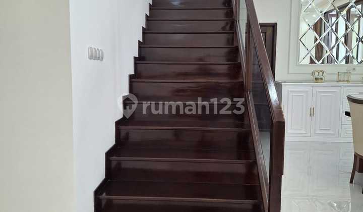 Dijual Rumah Mewah Full Furnish di Boulevard Citra Grand (Bangunan Baru) 2