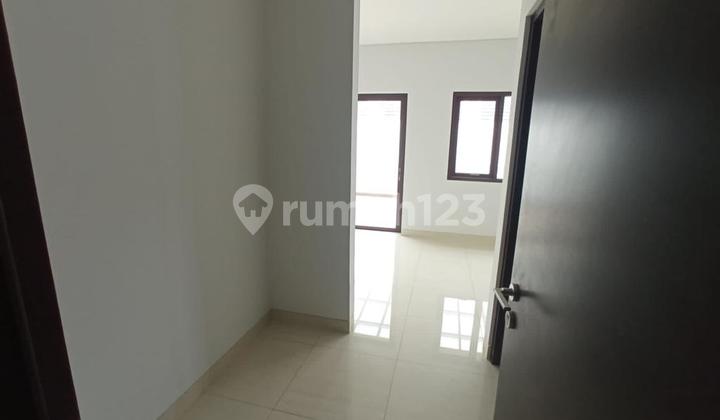 For Sale House In Cimanggis Golf Estate 2