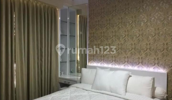 Di Jua Paladian Park Di Kelapa Gading Jakarta Utara 2