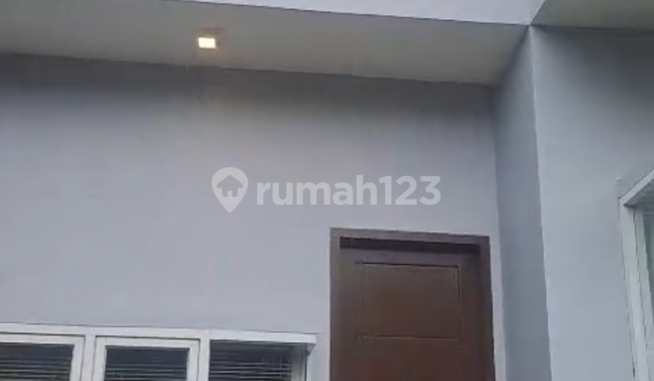 For Rent / For Sale House in Citragran Cluster Front 2