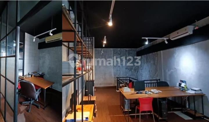 Strategic Shop House for Sale in Ciracas, Facing Residential Area Near Office Complex. 2