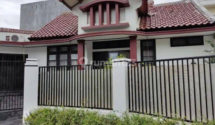 Disewakan Ruman Dekat Lrt Di Raffles Hills Cibubur 1