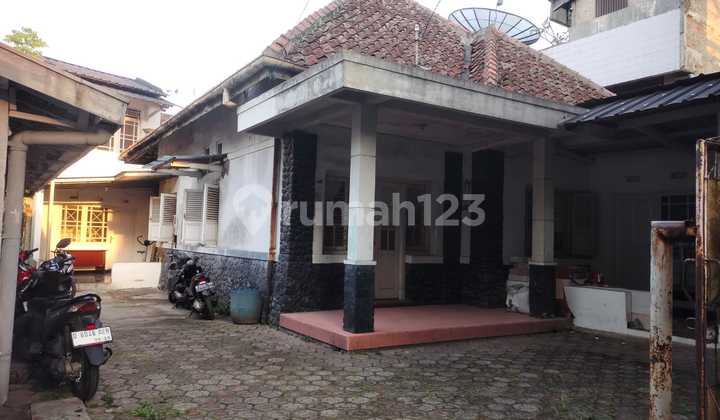 Rumah Hitung Tanah Otista, Bandung Mainroad 2