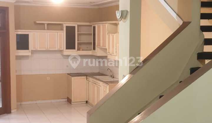 Rumah Komplek Muara, Bandung