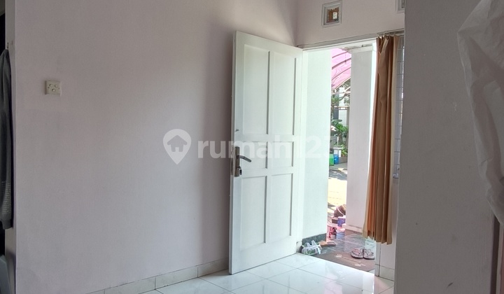Rumah Siap Huni Singgasana Pradana, Bandung 2