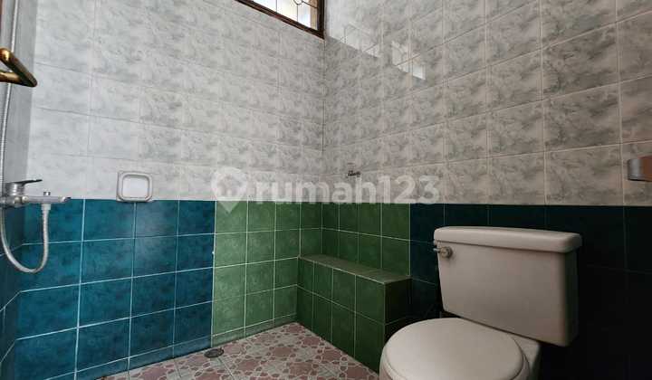 Rumah Bagus Singgasana Pradana, Bandung 2