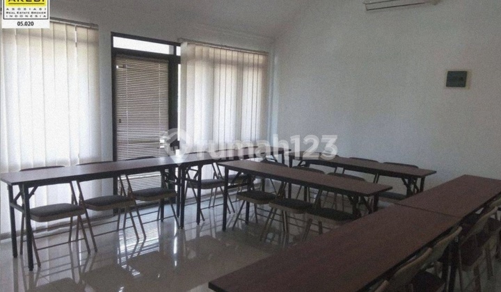 Rumah Bagus Sayap BKR, Bandung Cocok Untuk Usaha