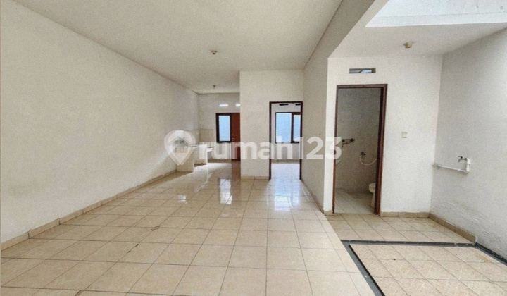 Good Ready-to-Occupy House Mekar Wangi, Bandung