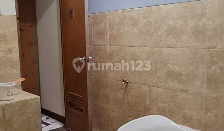 Turun Harga! Rumah Bagus Semi Furnished Turangga, Bandung 2