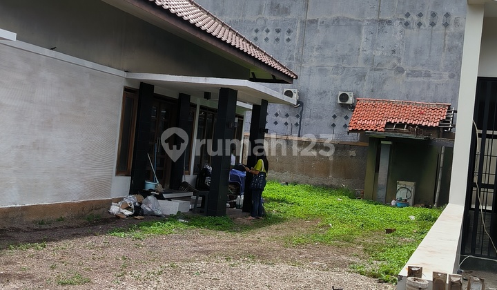 Land 737 m2 Singgasana Pradana, Bandung