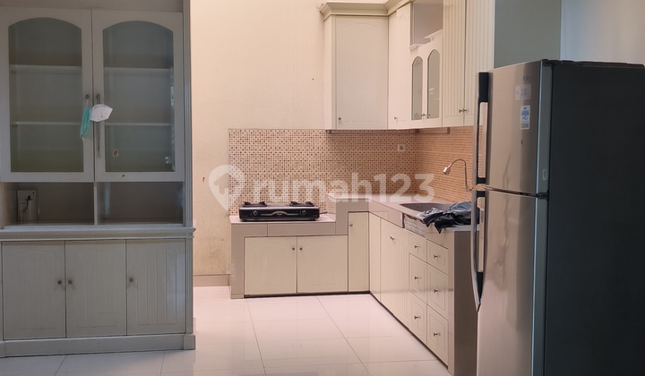 Rumah Bagus Siap Huni Singgasana Pradana, Bandung