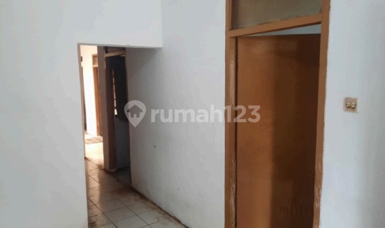 Rumah, 1 Lantai, di Taman Kopo Indah 2