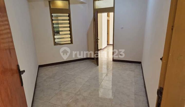 Rumah Bagus Komplek Suryalaya, Bandung 1